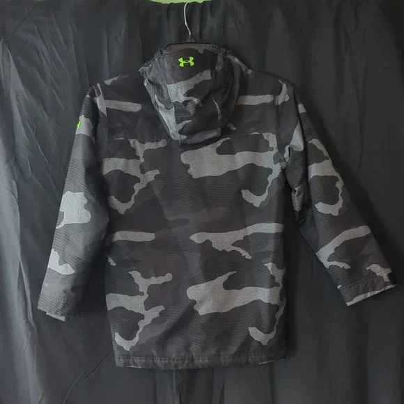 Under Armour Youth‎ Jacket. Youth XS. EUC - Picture 2 of 8